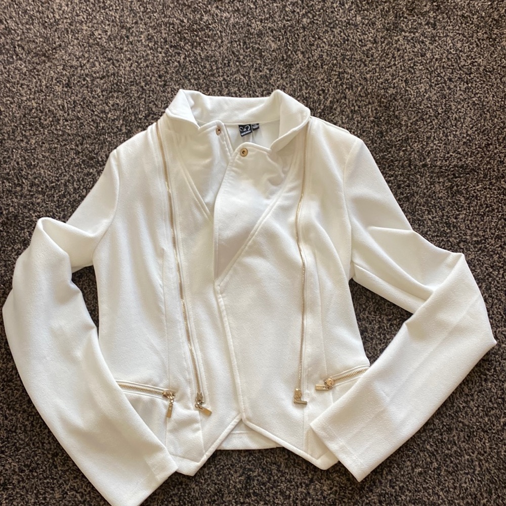 Windsor white jacket